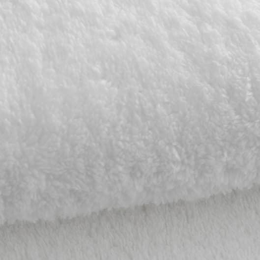 Inner thigh (Lightening) at Anew Luxury in carson, CA